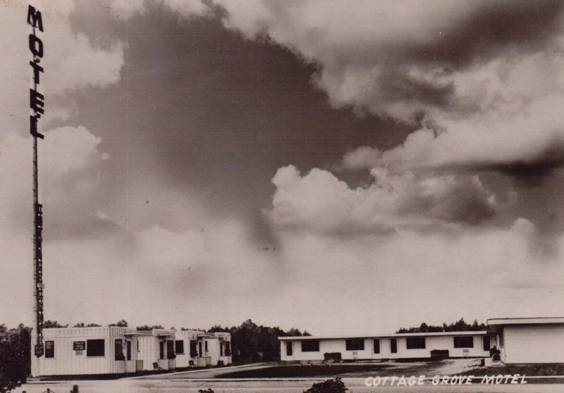 Garden Grove Motel - Vintage Postcard (newer photo)